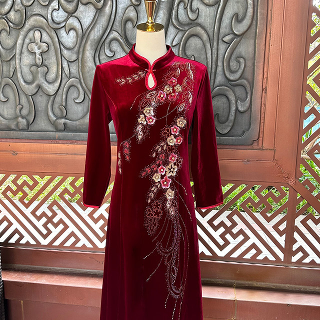 Brand high-end mother-in-law wedding dress improved cheongsam dress spring and autumn wedding mother's dress velvet skirt