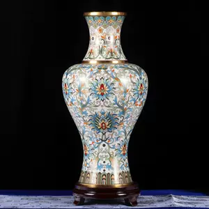 花纹铜花瓶 新人首单立减十元 22年10月 淘宝海外 花纹铜花瓶 新人首单立减十元 22年10月 淘宝海外