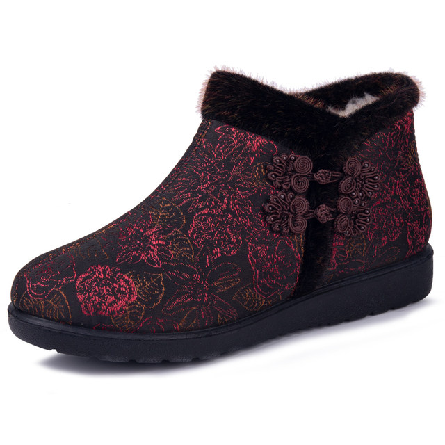 Winter Northeastern pure wool women's shoes, old Beijing cloth shoes, plus velvet cotton shoes for the elderly, middle-aged and elderly non-slip warm mother's shoes