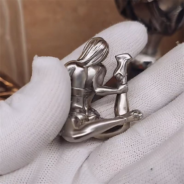 Original design beauty hand-held figures niche artistic creativity unique personality high-end handmade ornament accessories