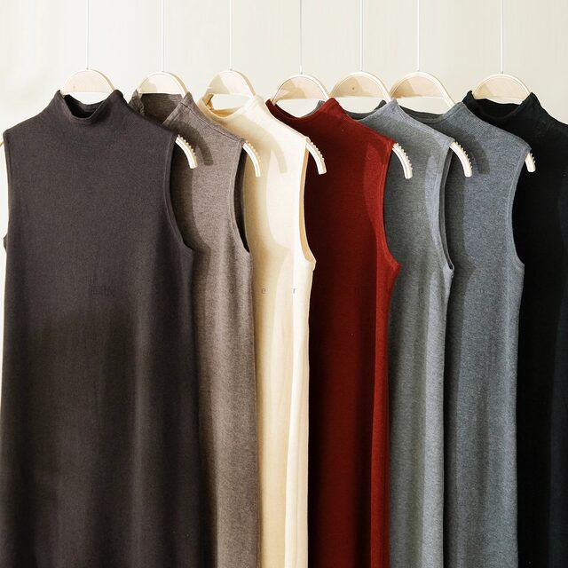 Elegant knitted half-high neck sleeveless dress for women 2025 summer new style literary casual slim temperament vest skirt