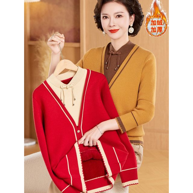 
Middle-aged and elderly women's winter clothing, Chinese style plus velvet thickened sweaters, Western-style mother-in-law clothes, winter holiday two-piece sweaters