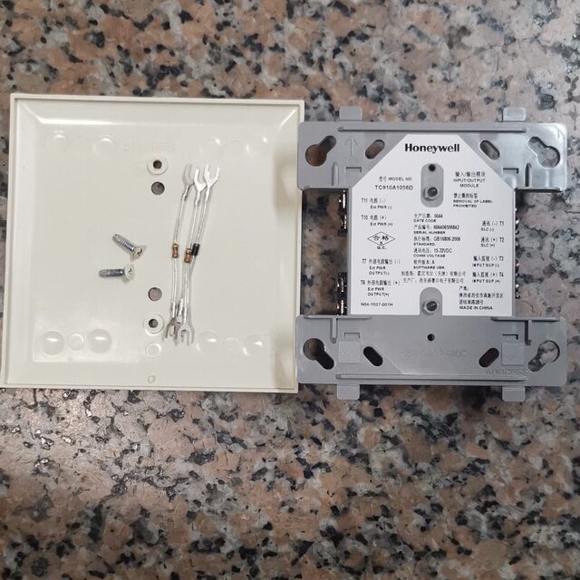 Honeywell TC910A1066 output control module brand new genuine fire protection module spot
