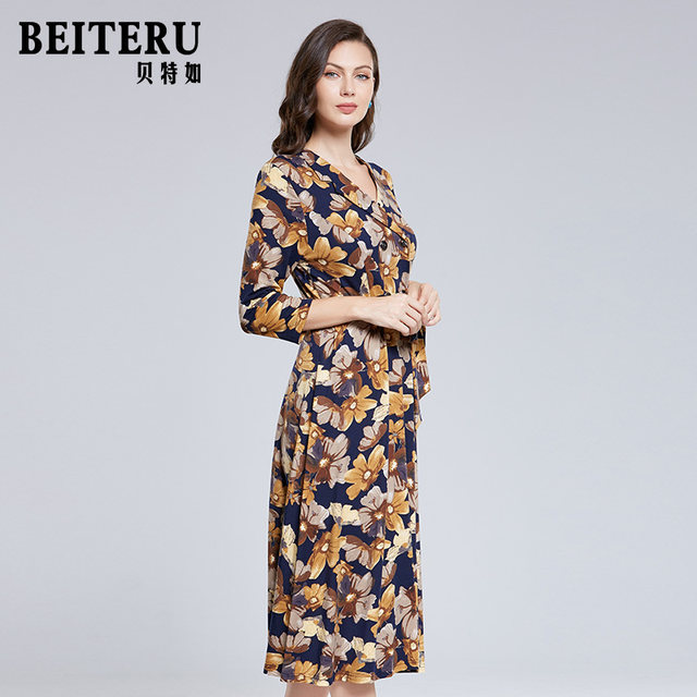 Betru's mother's dress autumn new fashion floral middle-aged women's style over-the-knee long skirt counter genuine YJ