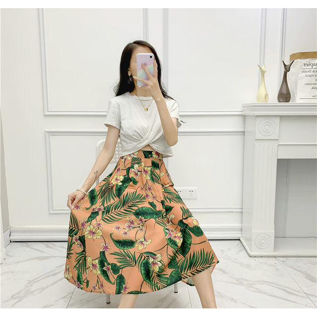 2021 autumn women's French retro printed A-line skirt elastic high-waisted slim and versatile mid-length skirt