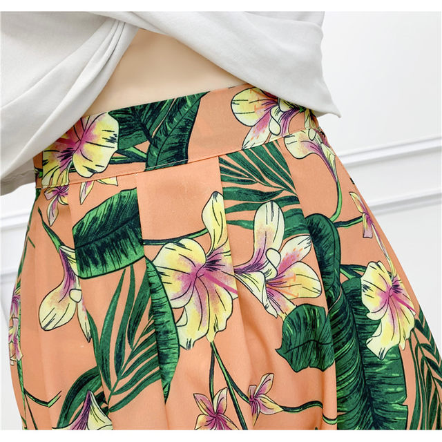 2021 autumn women's French retro printed A-line skirt elastic high-waisted slim and versatile mid-length skirt
