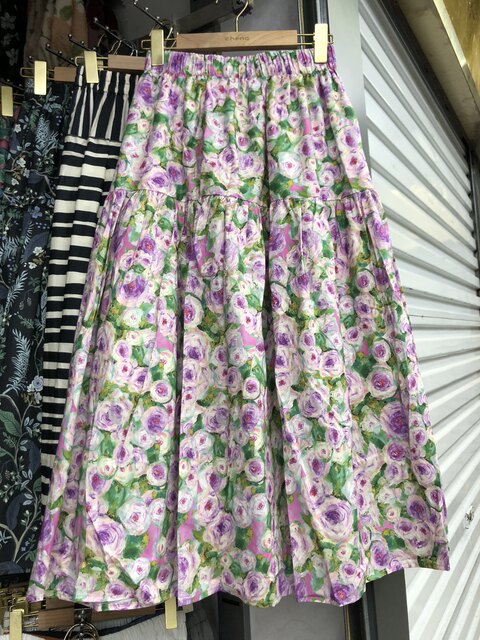 Summer age-reducing oil painting style floral elastic waist spliced ​​tutu skirt for women, colorful printed A-line umbrella skirt, mid-length