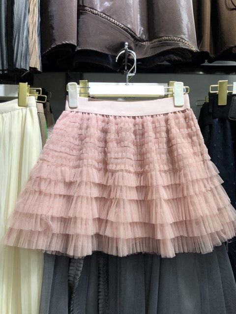 Sweet and age-reducing petite thousand-layer ruffled mesh skirt, short fluffy umbrella skirt, anti-exposure cake skirt