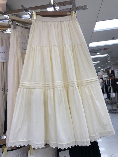 Lace lace sweet white skirt for women 2025 spring new style literary cake a line midi skirt big umbrella skirt