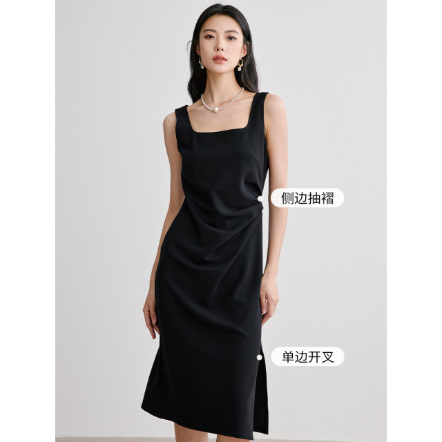 Yi Xiangliying black strap dress for women 2025 spring dress new design asymmetric waist-hugging little black skirt
