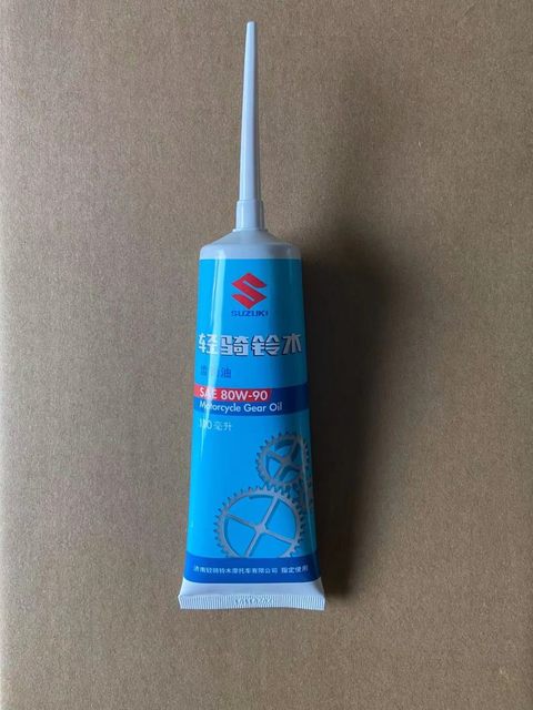 Suzuki original scooter UU UY gear oil dolphin QS110T Licai gear oil toothpaste oil engine oil

