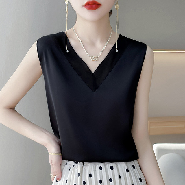 Lace V -neck True Sliging vest Female with a suit in a suit summer fashion, white satin top, large size