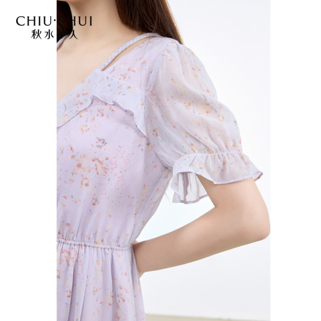 Qiushui Yiren Fashionable and versatile short-sleeved dress 2025 summer new women's French V-neck floral midi skirt