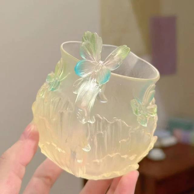 
Fairy Glazed Fairy Cup Butterfly Love Flower Ancient Method Glazed Ice Transparent Gradient Butterfly Fairy Cup Tea Room Desktop Ornament