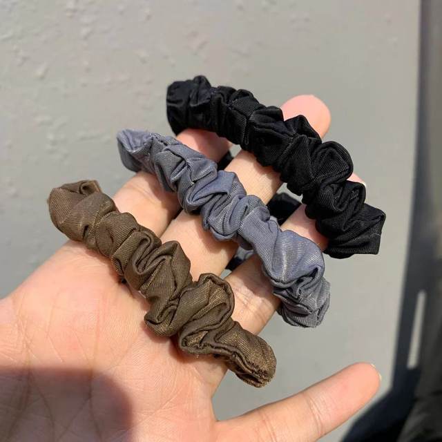 South Korea's Dongdaemun same style colorful large intestine hair ring silk satin ball head rope ins girl wrinkled rubber band hair accessories rope