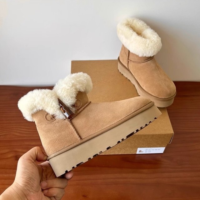 Henan Sangipu Village sheepskin, leather skin, pure wool horn buckle thick base snow boots women's winter short boots