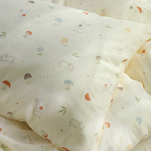 Bunny picking mushrooms, mother and baby, type A double layer gauze, four seasons cute pillow case, cotton pure cotton pillow case, pair of package