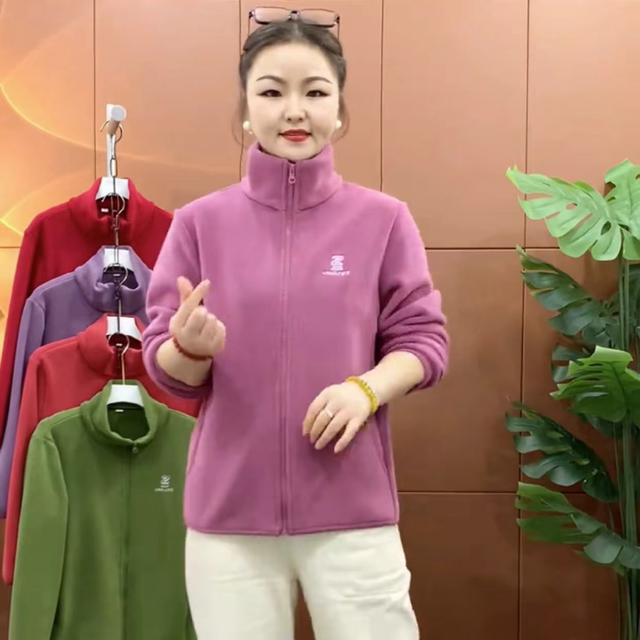 Autumn Fashion Oli Emperor Liech Plus -Plus Jacket Mom Instant Winter Warm Symposium Movement Middle -aged Wells Middle -aged
