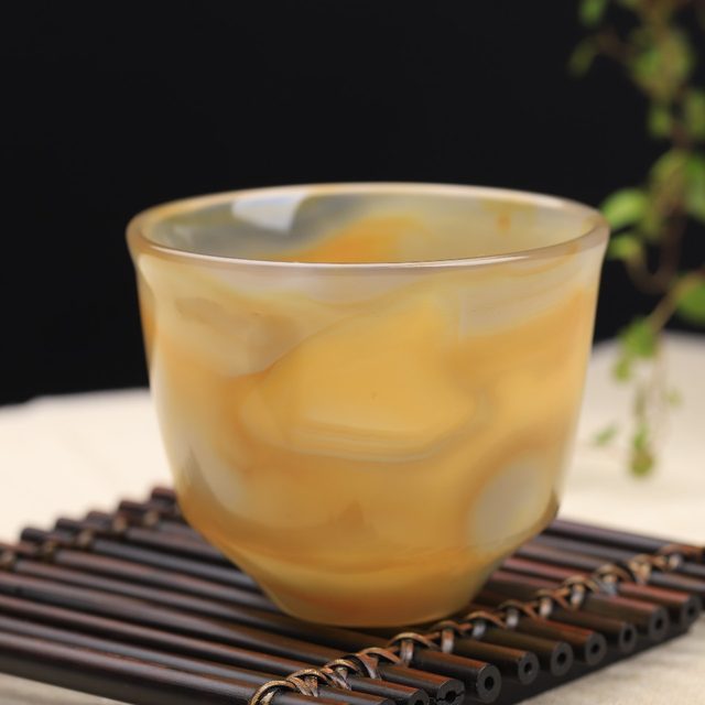 Pure natural fine Brazilian jade agate cup folding waist cup tea cup tea set wine glass ornaments universal pure handmade fine sculpture
