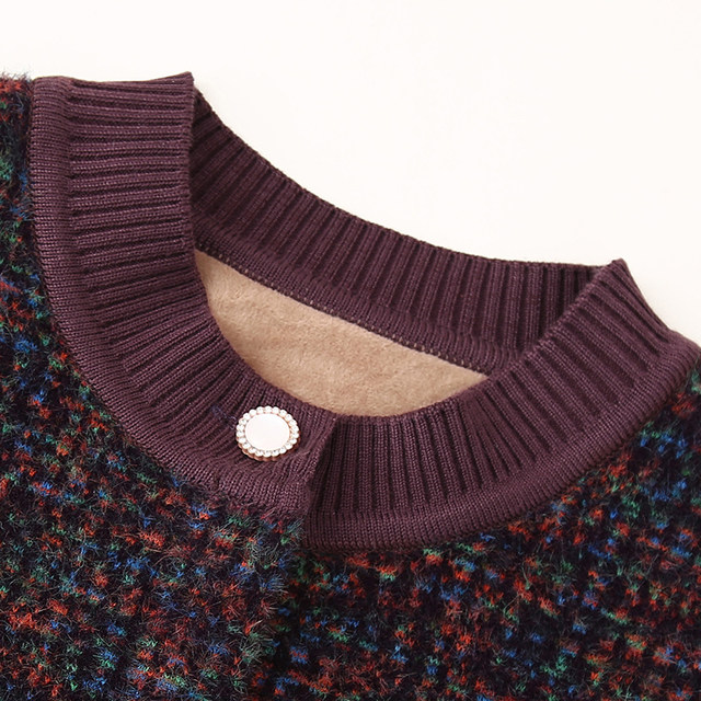 Middle -aged and elderly girls autumn and winter mothers knitted with velvet thickened grandmother jacket jacket Old lady cardigan sweater to keep warm
