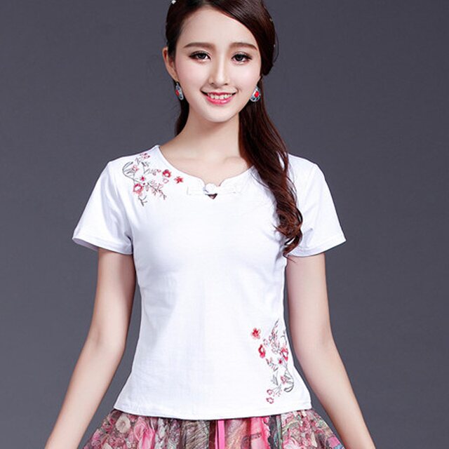 Ethnic style embroidered short-sleeved T-shirt for women's summer clothes new Chinese style women's tops embroidered slim large size base shirt
