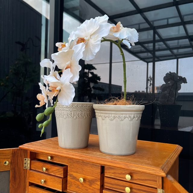 Export foreign trade French creative personality modern home furnishing succulent green plants Phalaenopsis colored akarokaro ceramic small flower pot