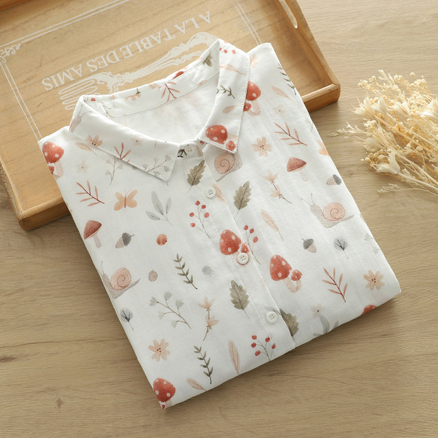 Literary and fresh double -layer gauze short -sleeved shirt Female summer large size cartoon print seven -point sleeve top new cotton
