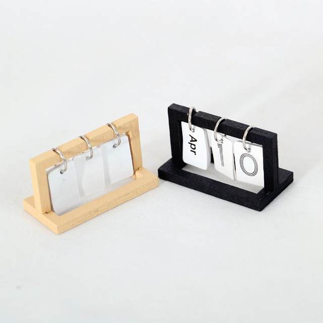Dollhouse Simulation Mini Miniature Desk Calendar Page Turning Calendar Props Creative Model OB11 Little Rag Doll