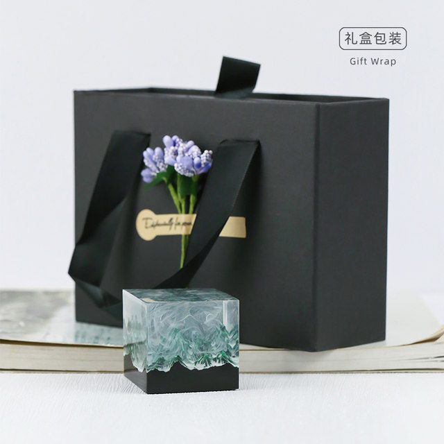 Shuli Qunshan car-mounted jewelry ornaments glued finished products creative resin desktop couple Valentine's Day birthday gift
