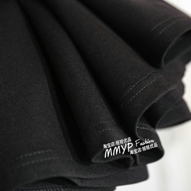 Spring design zippered hip slim fishtail black skirt women's 2025 new high-waisted A-line long skirt
