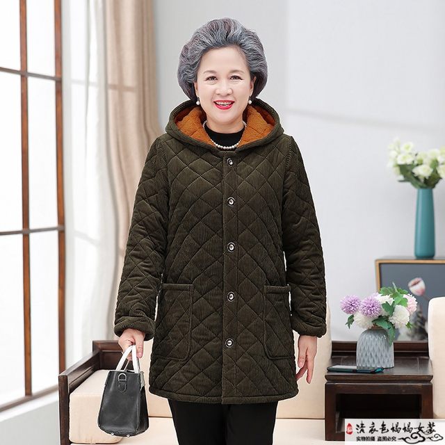 Middle-aged and elderly women's winter mid-length fashionable velvet thickened smock mother's large size warm coat grandma's cotton-padded jacket