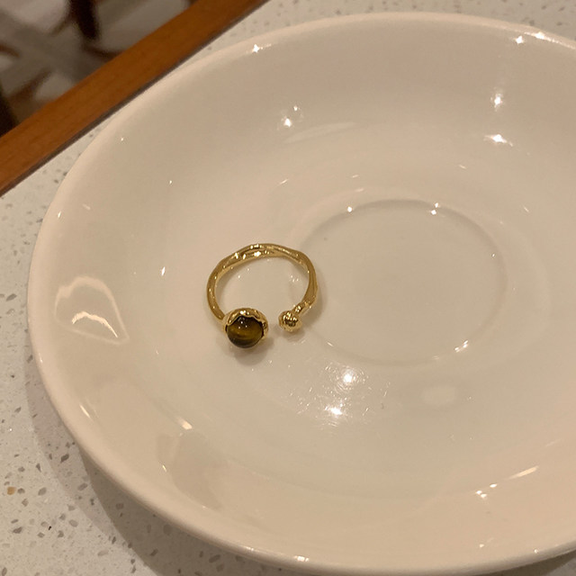 
Retro Maillard tiger eye stone ring for women, light luxury niche design, high-end index finger ring, open ring, accessories