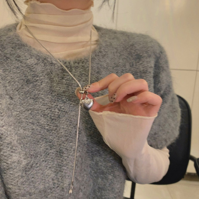 Korean silver love pulling tassel sweater chain simple exquisite necklace women's niche design sense necklace collarbone chain