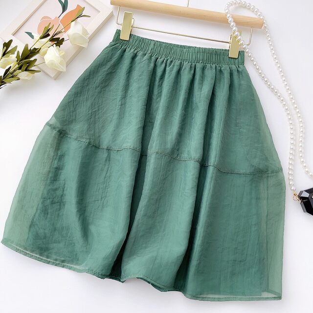 Lixin discount women's clothing new seasonal style Ogensha skirt umbrella skirt simple and versatile mid-skirt five-point tulle skirt