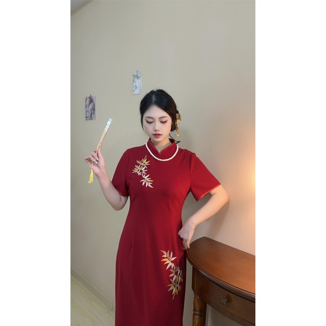Fenghua Large Size Fat mm Exquisite Embroidery Bamboo Leaf Red Festive New Chinese Cheongsam 200Jin [Jin equals 0.5 kg] Summer