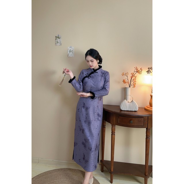 Pink/purple velvet thickened large size fat mm white Chinese cheongsam dress with fur collar