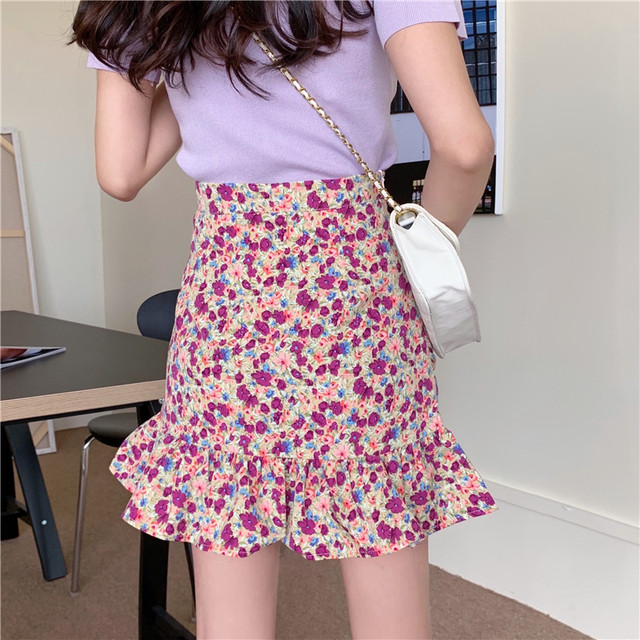 Pear-shaped floral skirt for women in summer large size high-waisted ruffled short skirt covering hips to make them look slim fish tail hip-covering skirt