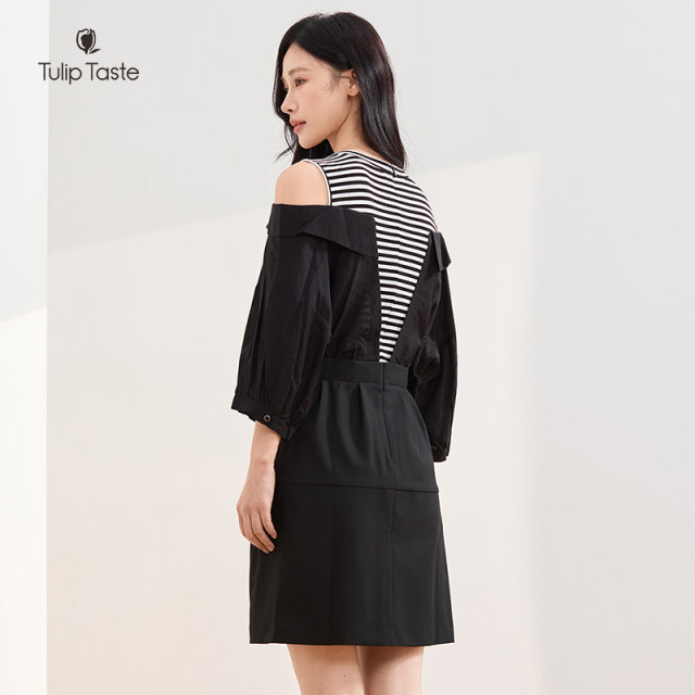 Yuxiangfei off-shoulder dress female temperament commuting spring fashion fake two-piece spliced ​​round neck seven-quarter sleeve A-line skirt