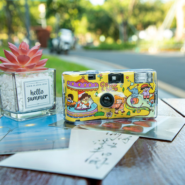 <Let’s take a walk> Creative illustration of disposable film camera half frame 12 photos with flash birthday gift for women