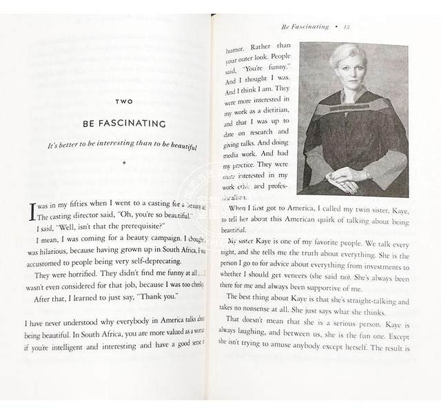 The spot life is by my A WOMAN MAKES A PLAN Mei Mask's autobiographical English original version of Maye Musk Elon Musk's mother Musk Mother Tesla Silicon Valley Iron Man