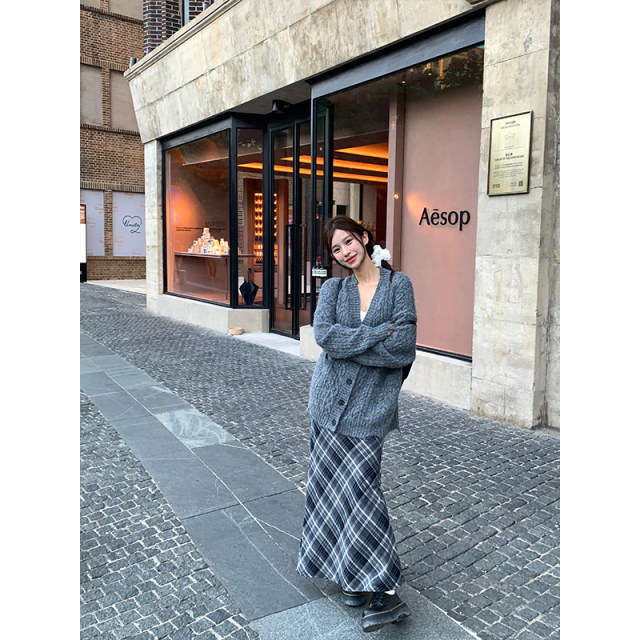 Adan gray plaid skirt autumn and winter Korean style high waist slim and versatile temperament commuting A-line fishtail skirt for women
