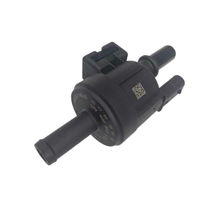 Suitable for Roewe i5 i6 RX3 i6MAX MG5 ZS National VI carbon tank solenoid valve fuel valve dedicated