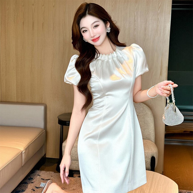 One-shoulder dress for women with high-end fashion brand summer round neck waist-hugging new short-sleeved high-end temperament gray and fashionable