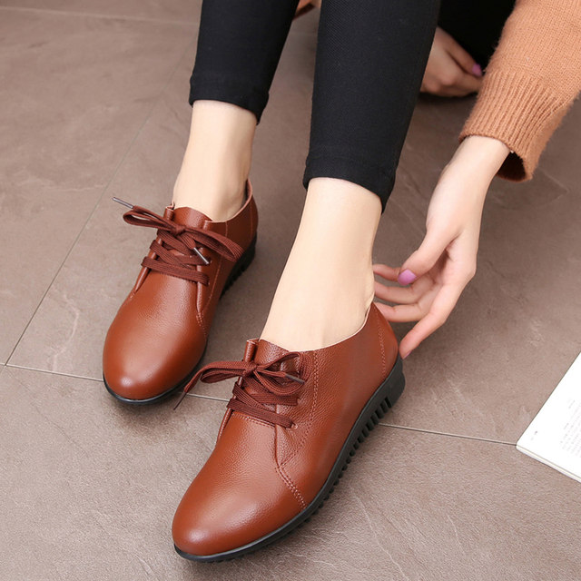2025 new spring and autumn single shoes for women flat leather shoes, small white shoes, flat heel casual soft sole versatile large size women's shoes