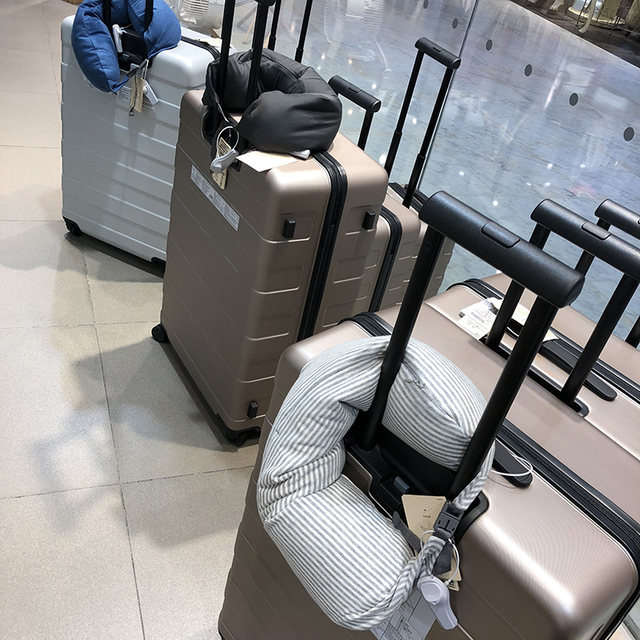 Printless portable U-shaped pillow airplane travel pillow neck pillow cervical vertebrae pillow neck pillow U-shaped pillow office nap pillow