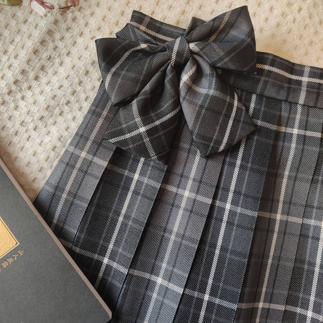 Fat MM large size pleated skirt smoky gray JK plaid skirt uniform student versatile skirt women cute Japanese slightly fat short skirt
