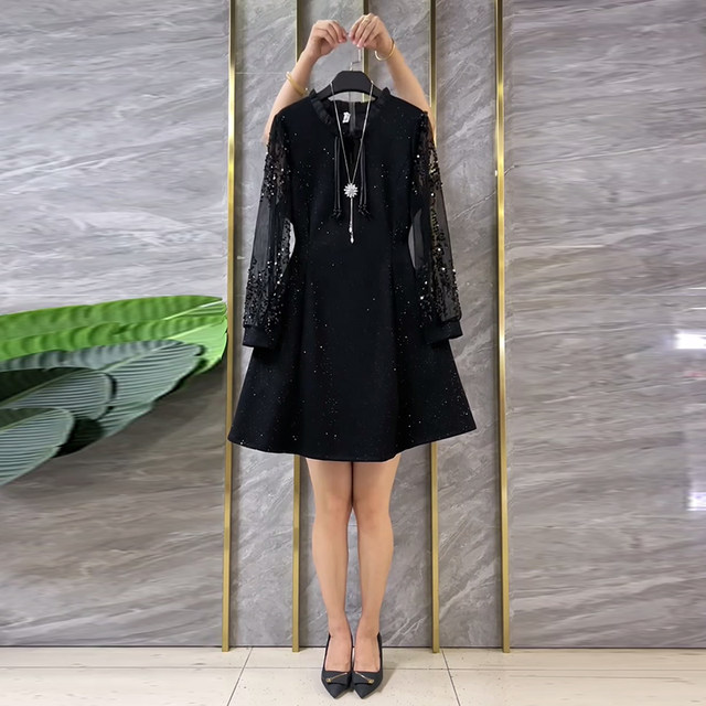 Fat sister plus fat bright diamond mesh long sleeve dress with large size women's French temperament relaxed mid-length skirt