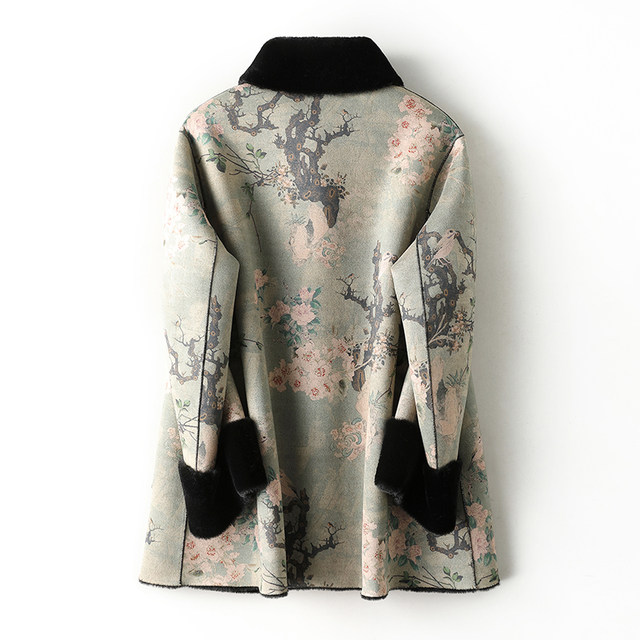 Western style Chinese style mother's winter fur all-in-one coat for noble middle-aged and elderly women Tang suit gold mink velvet fur coat