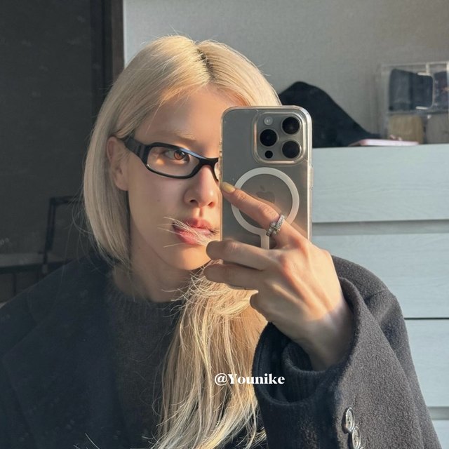 Park Caiying ros same style simple transparent magnetic wireless charging suitable for iPhone16pro/15promax protective case Apple 17air mobile phone case 17promax protective case 13/14 case