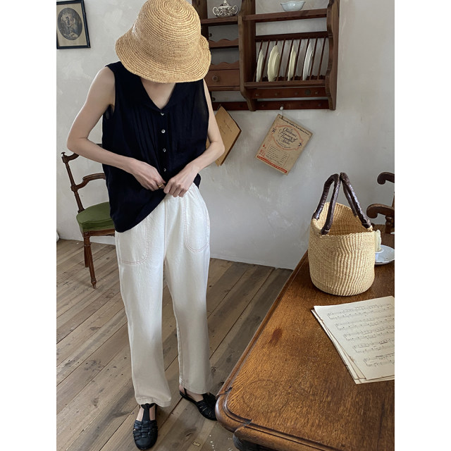 Daisy BellisPerennis2023ss Age-reducing naval collar black sleeveless black pressed pleated shirt linen